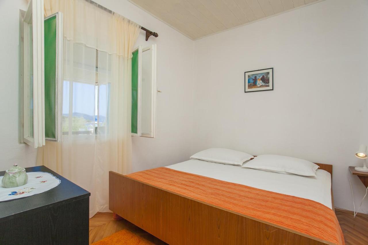 Holiday Home Neda Вела Лука Екстериор снимка
