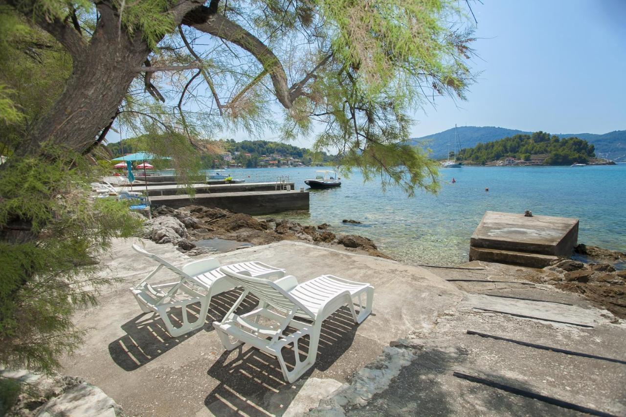 Holiday Home Neda Вела Лука Екстериор снимка